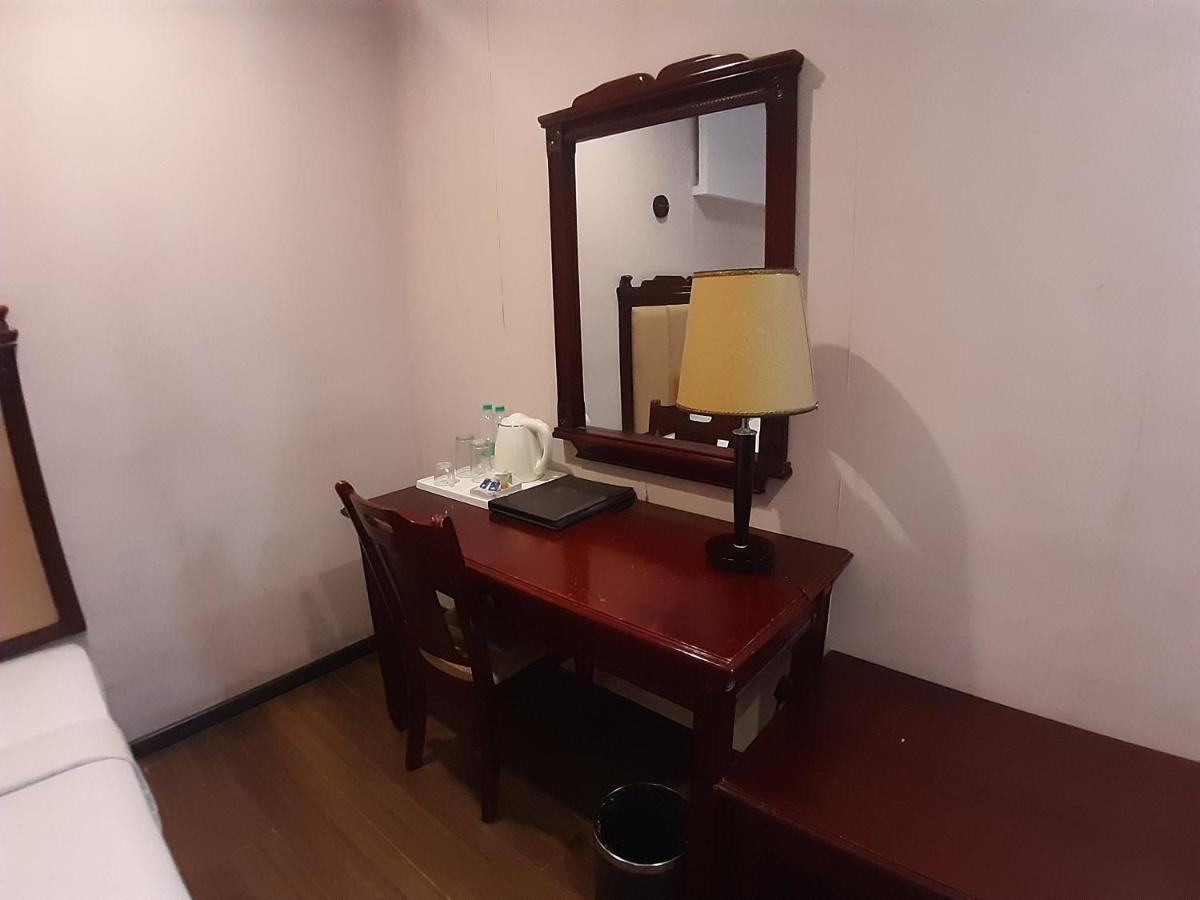 Hotel Palmyra Grand Suite - Tirunelveli Ngoại thất bức ảnh